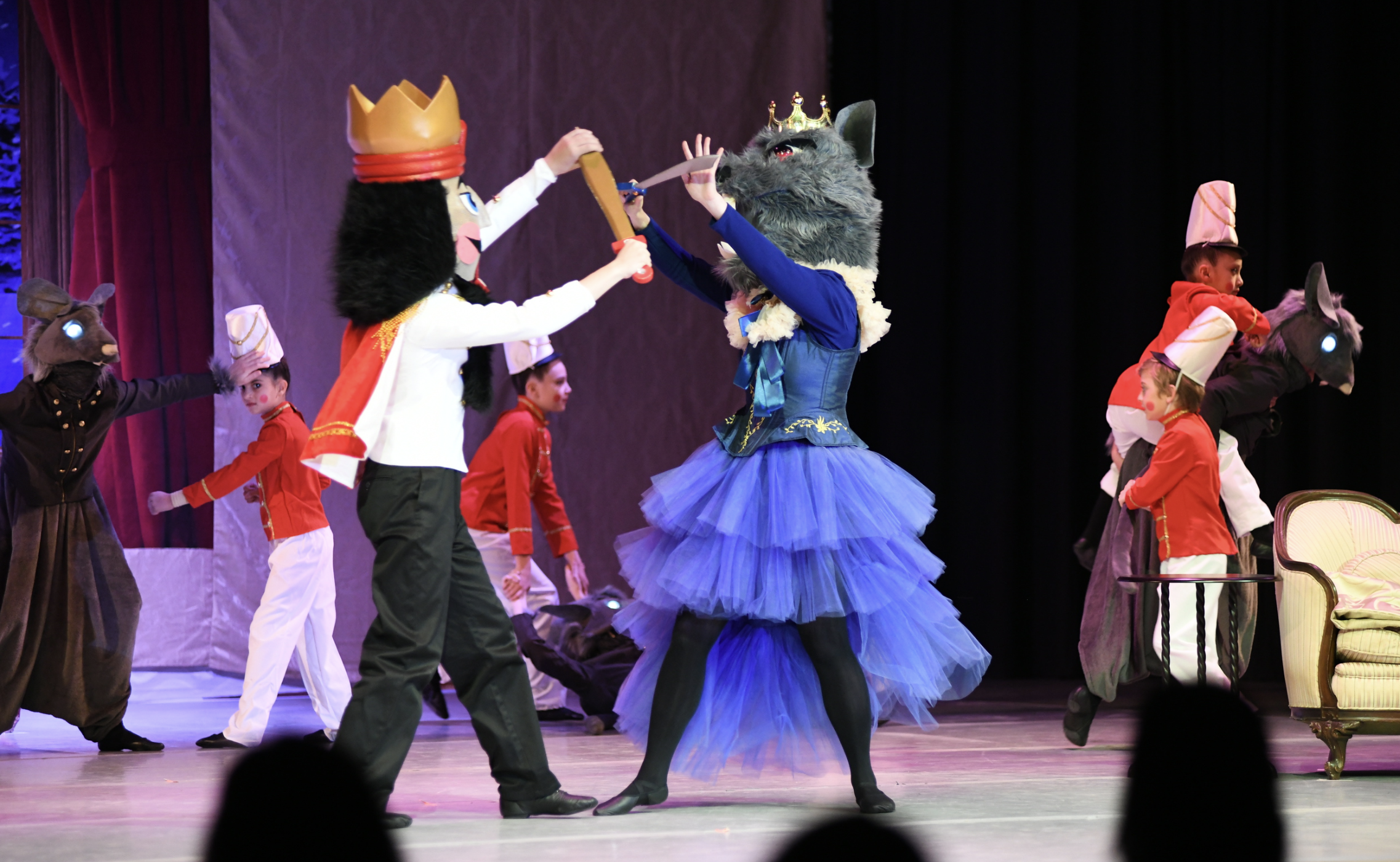 Mouse & Queen battle in the Nutcracker
